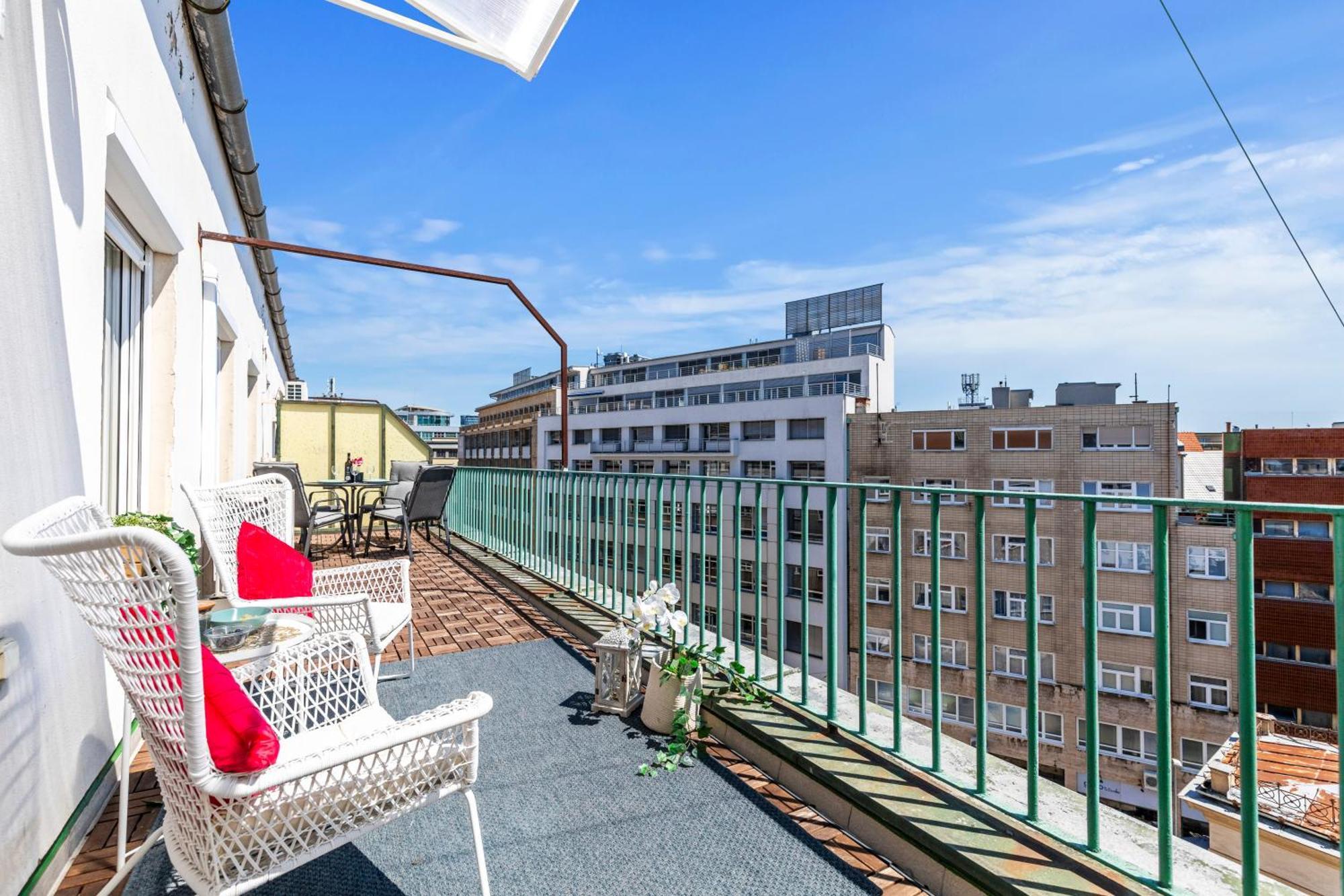 Heart Of The City Center 2 Rooms By Zazi Bratislava Exterior photo