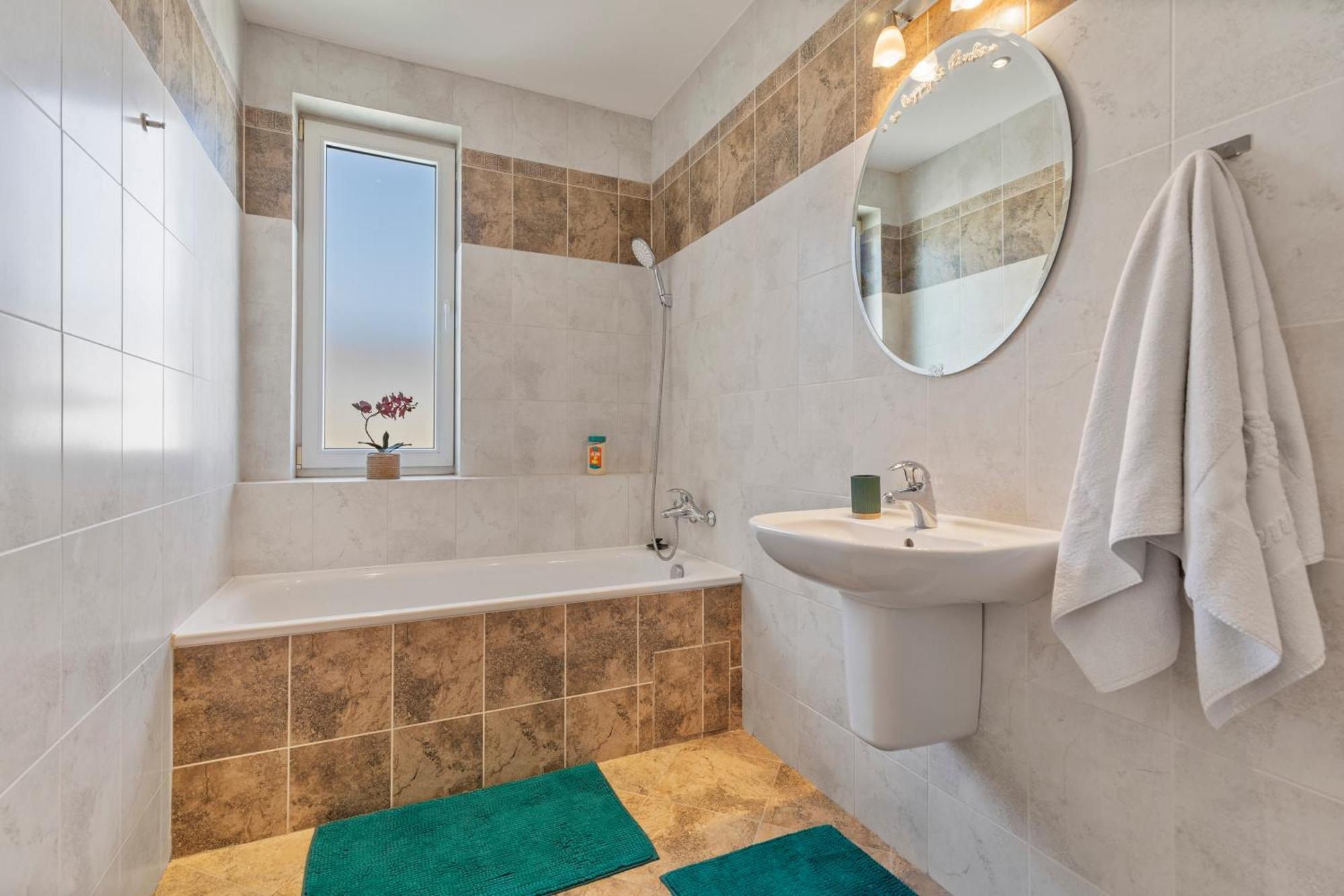 Heart Of The City Center 2 Rooms By Zazi Bratislava Exterior photo